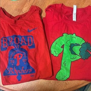 Philadelphia Phillies Red Graphic Tees